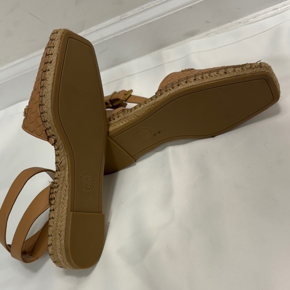 VINCE CAMUTO MAVERY ESPADRILLES SANDAL - Picture 5 of 9